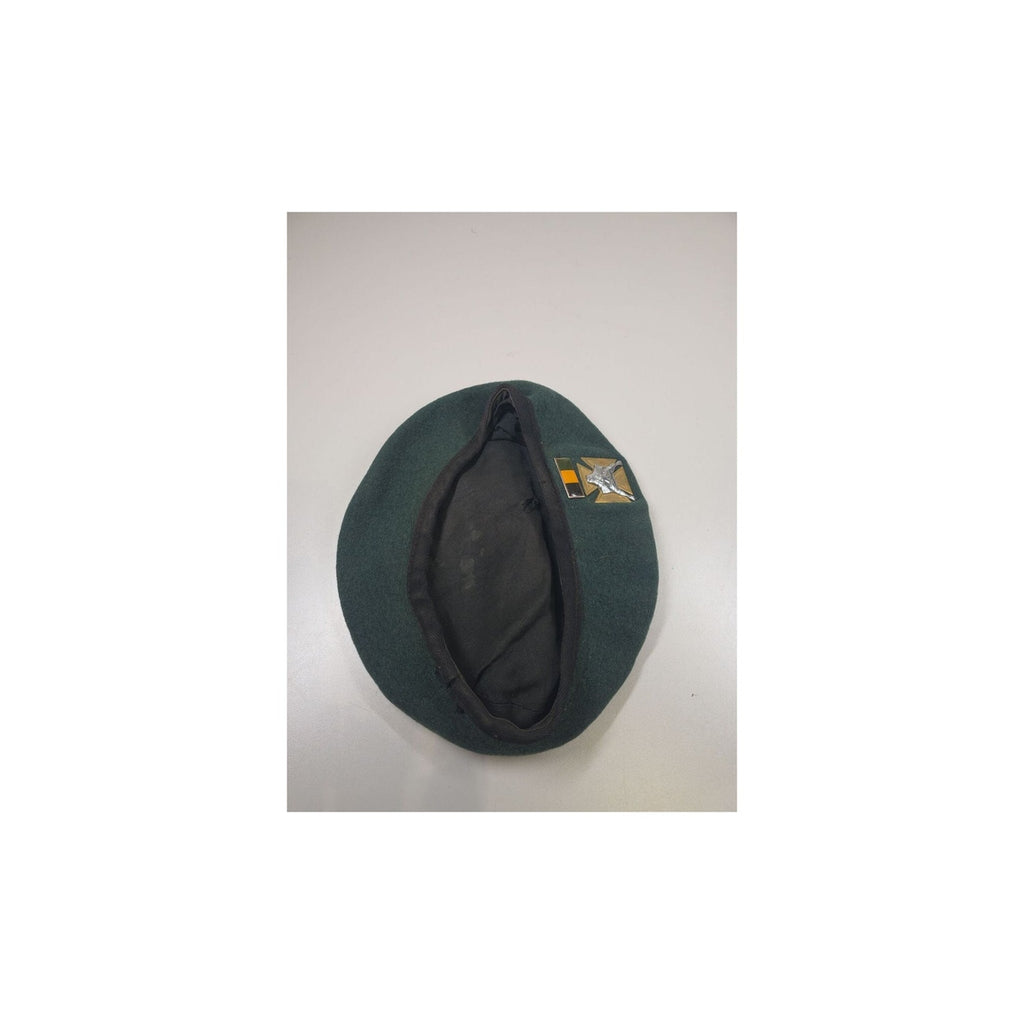 South African Defence Force Infantry Green Beret with Lynx/Caracal Badge