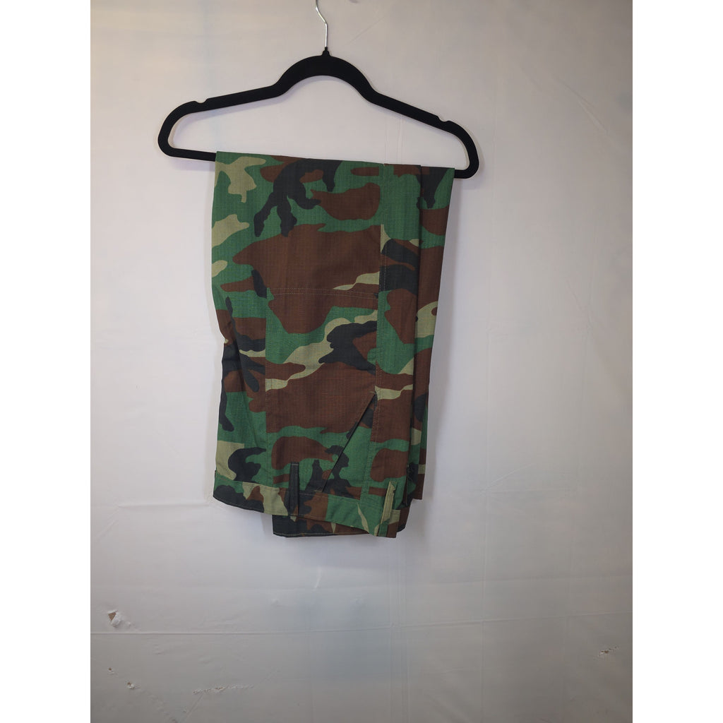 uMkhonto we Sizwe-Style Woodland Camouflage Jacket and Trousers, Large