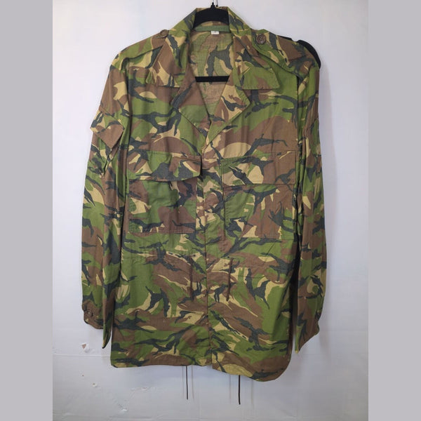 Tanzanian DPM  Camouflage Field Jacket – Size Medium.Sleeve length 25 inches, chest 22 inches and shoulder to shoulder 17 inches