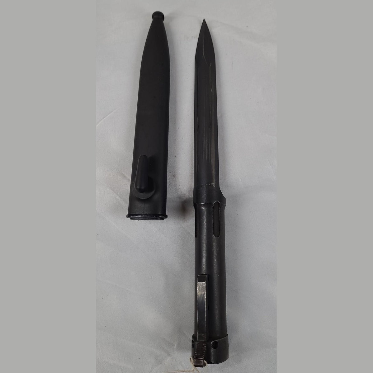 SA FN/R1 Bayonet 2nd Type with Military Markings– Lets Talk Militaria UK