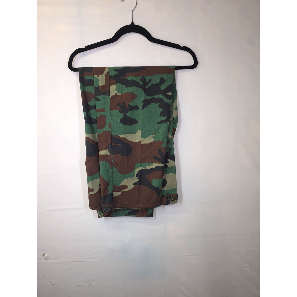 uMkhonto we Sizwe-Style Woodland Camouflage Jacket and Trousers, Large